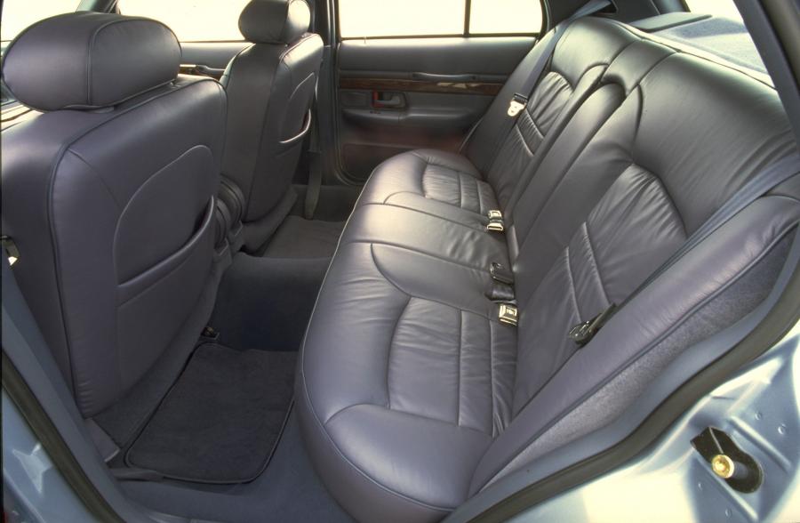  Mercury Grand Marquis 1998 года  (фото 4 из 79)
